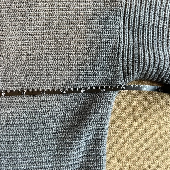 Ann Taylor Petite Gray XS 3/4 Sleeve Cowl/Turtleneck Sweater - Picture 8 of 12